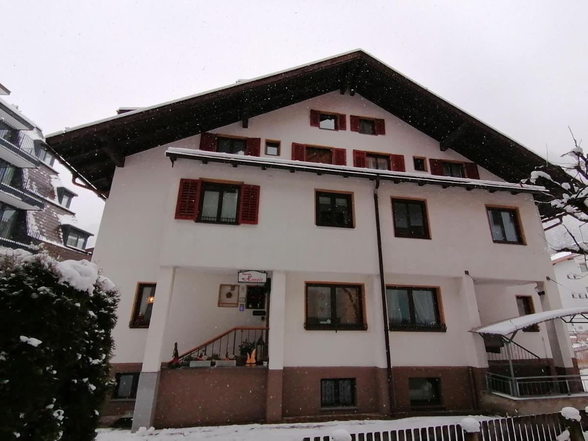 Haus Marion Haueis Hotel Sankt Anton am Arlberg Ngoại thất bức ảnh