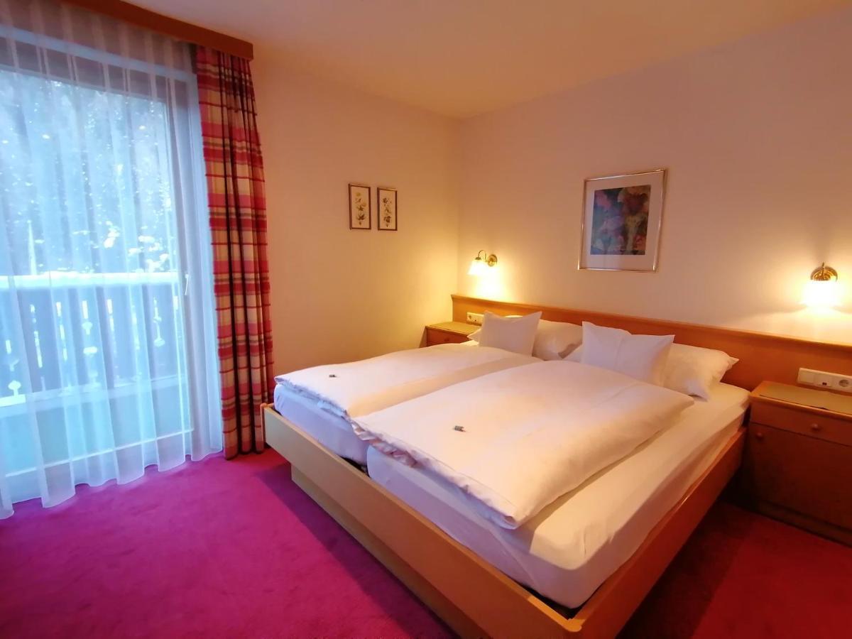 Haus Marion Haueis Hotel Sankt Anton am Arlberg Ngoại thất bức ảnh