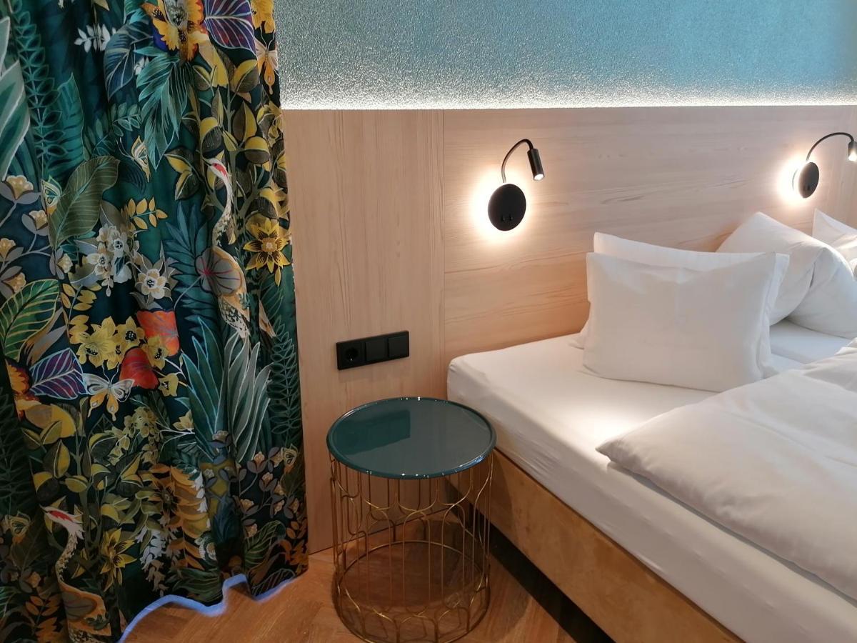 Haus Marion Haueis Hotel Sankt Anton am Arlberg Ngoại thất bức ảnh