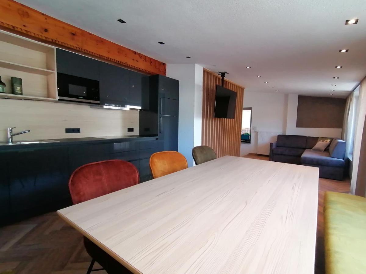 Haus Marion Haueis Hotel Sankt Anton am Arlberg Ngoại thất bức ảnh